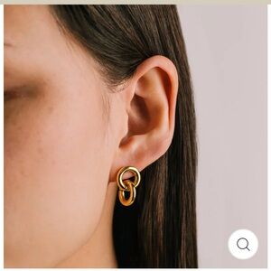 Linx gold earrings